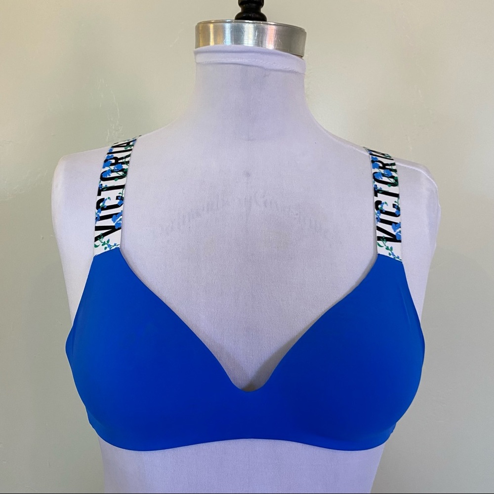 Victoria’s Secret T-Shirt Lightly Lined Wireless Logo Strap Bra